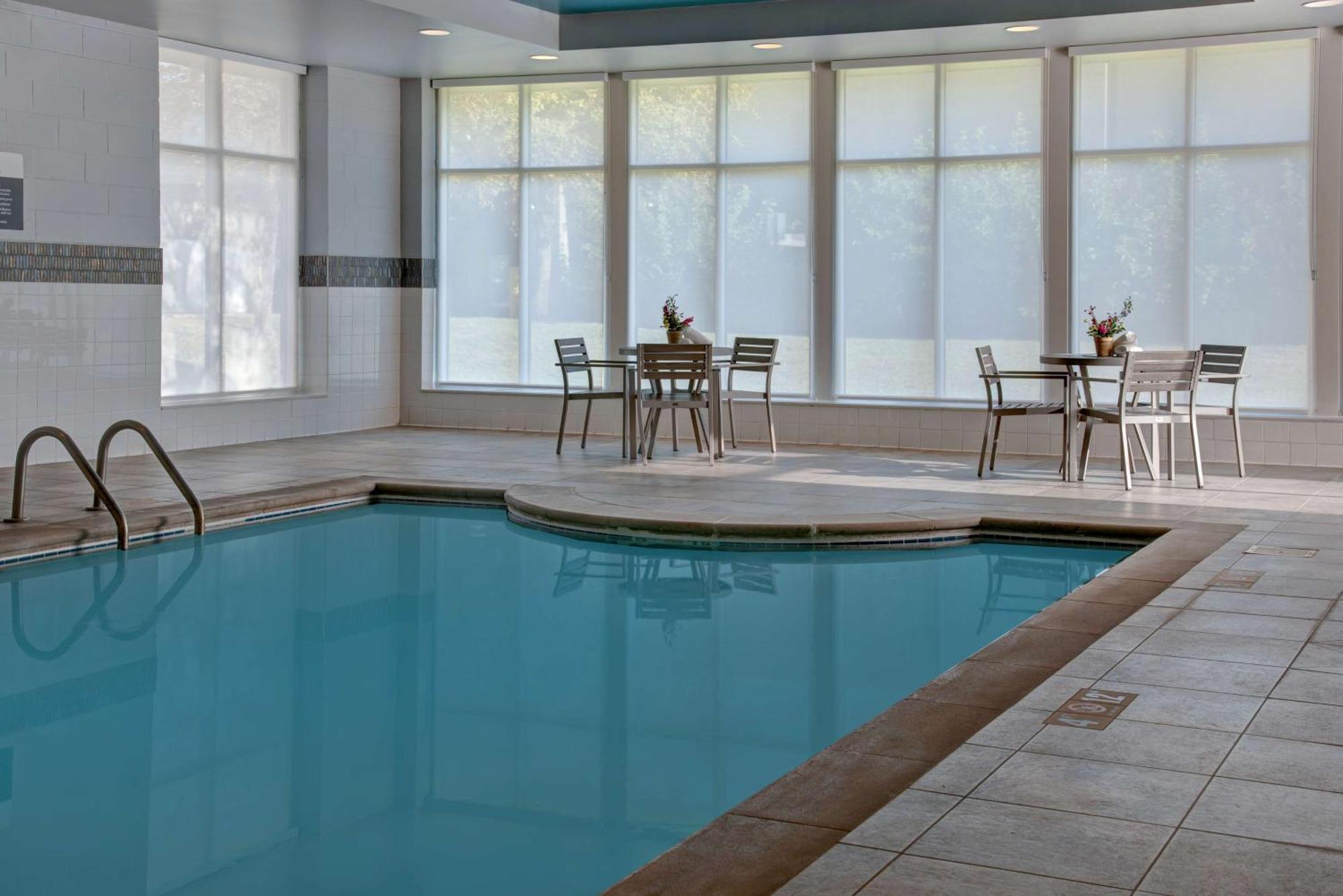 Hilton Garden Inn Kansas City/Kansas Luaran gambar