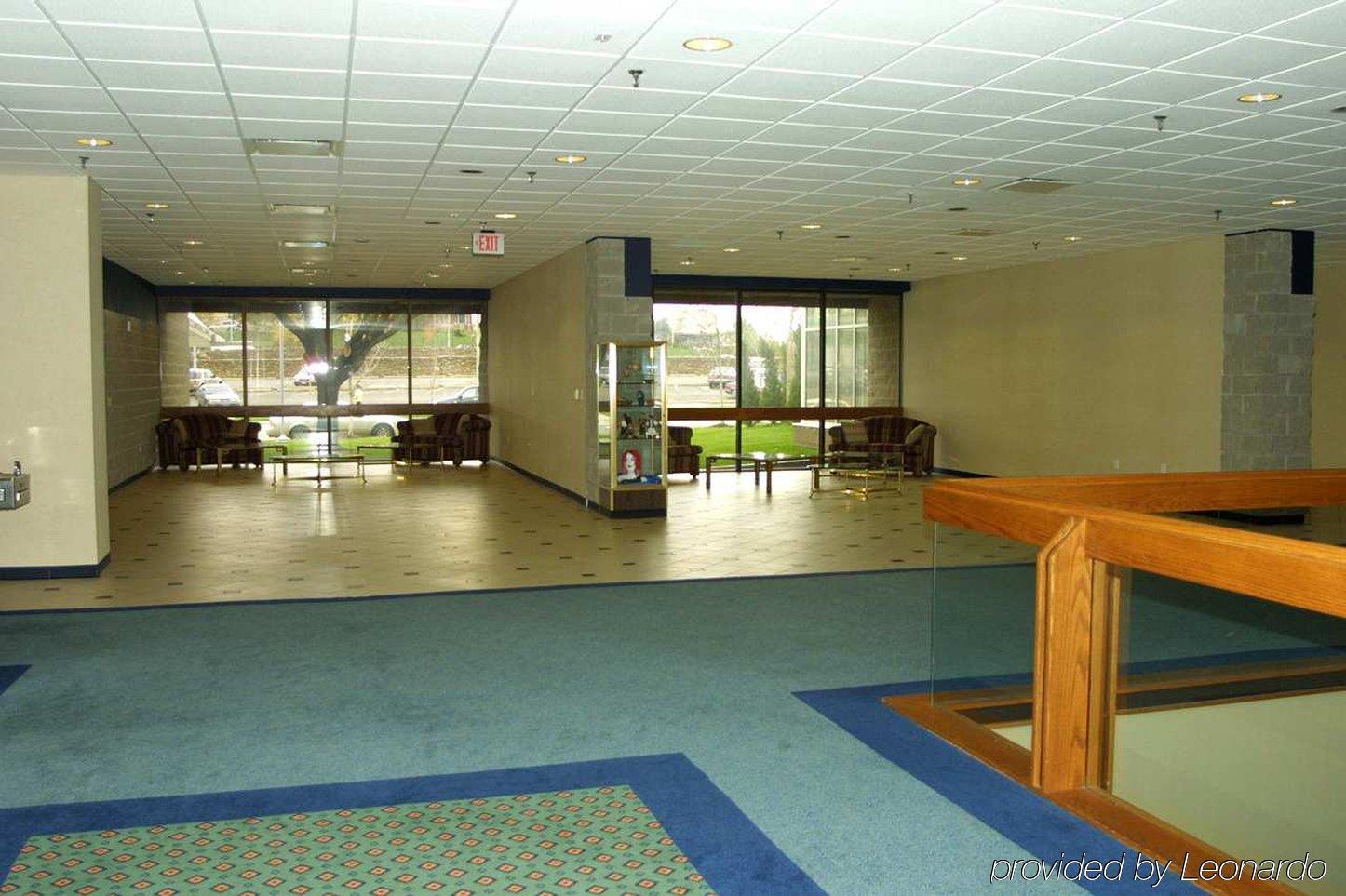 Hilton Garden Inn Kansas City/Kansas Dalaman gambar