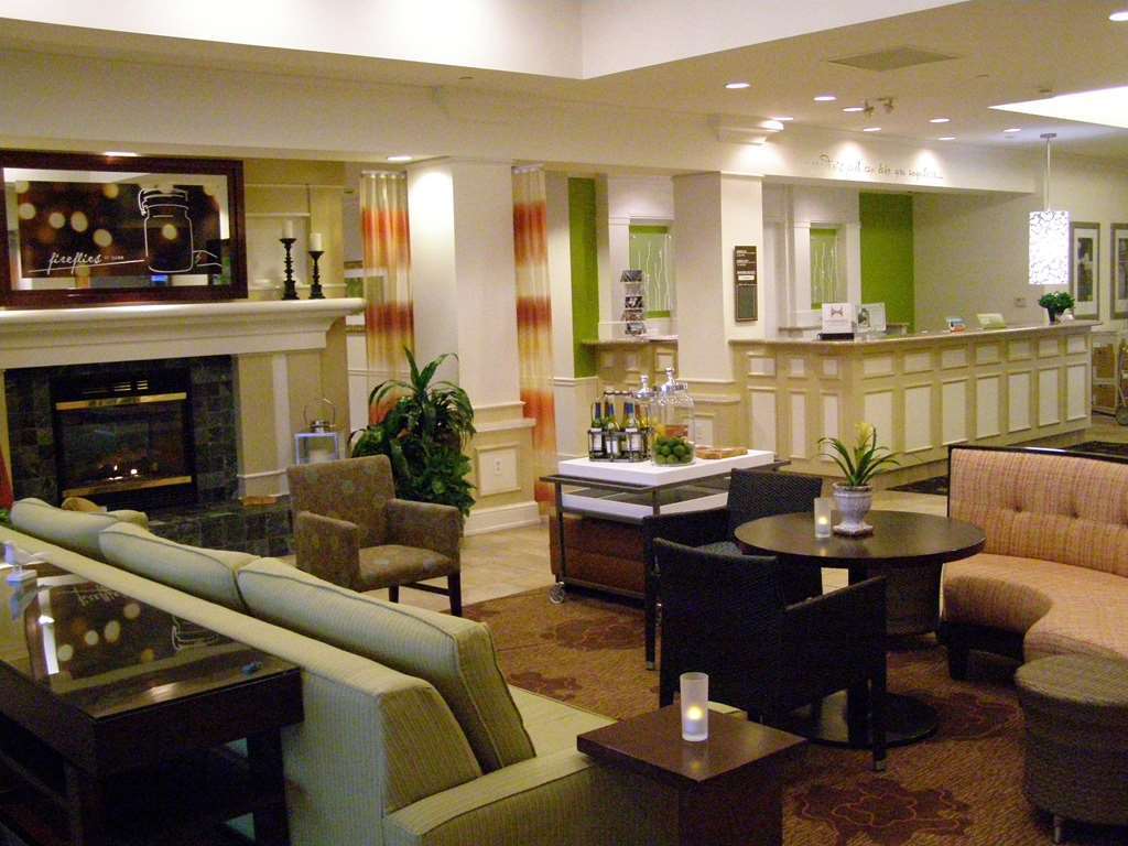 Hilton Garden Inn Kansas City/Kansas Dalaman gambar